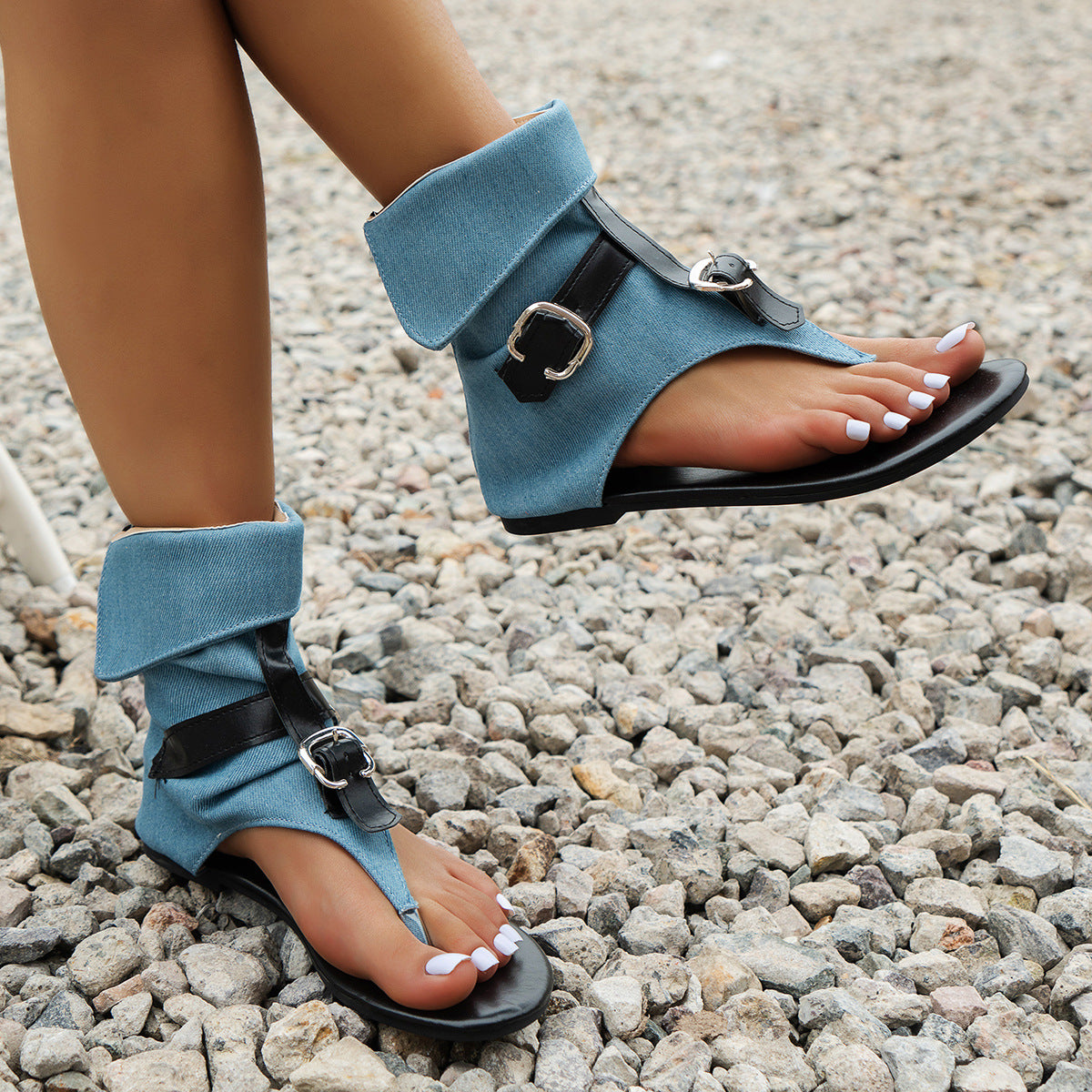 COESSES - El calzado de verano para una ligereza que puedes sentir.