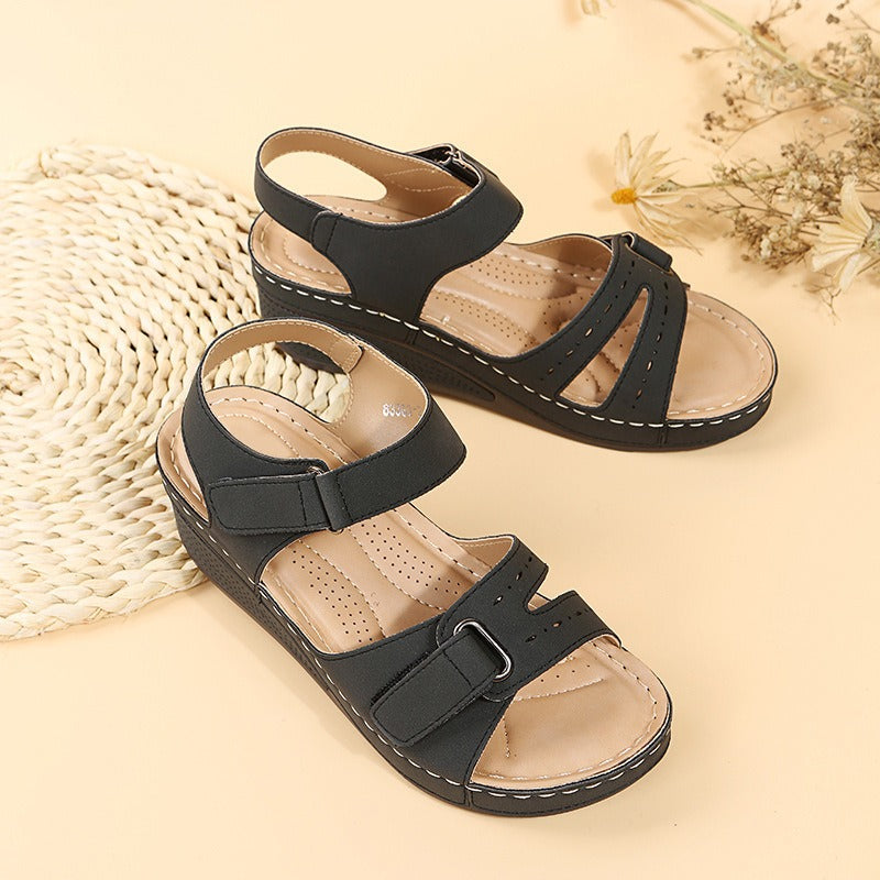 【⏰¡60% de descuento hoy! ¡No te lo pierdas!】Nuevas sandalias de cuero cómodas 2026✅ Diseño de punta ancha + ajuste de velcro + suela resistente antideslizante + 🔴Soporte de arco multipunto