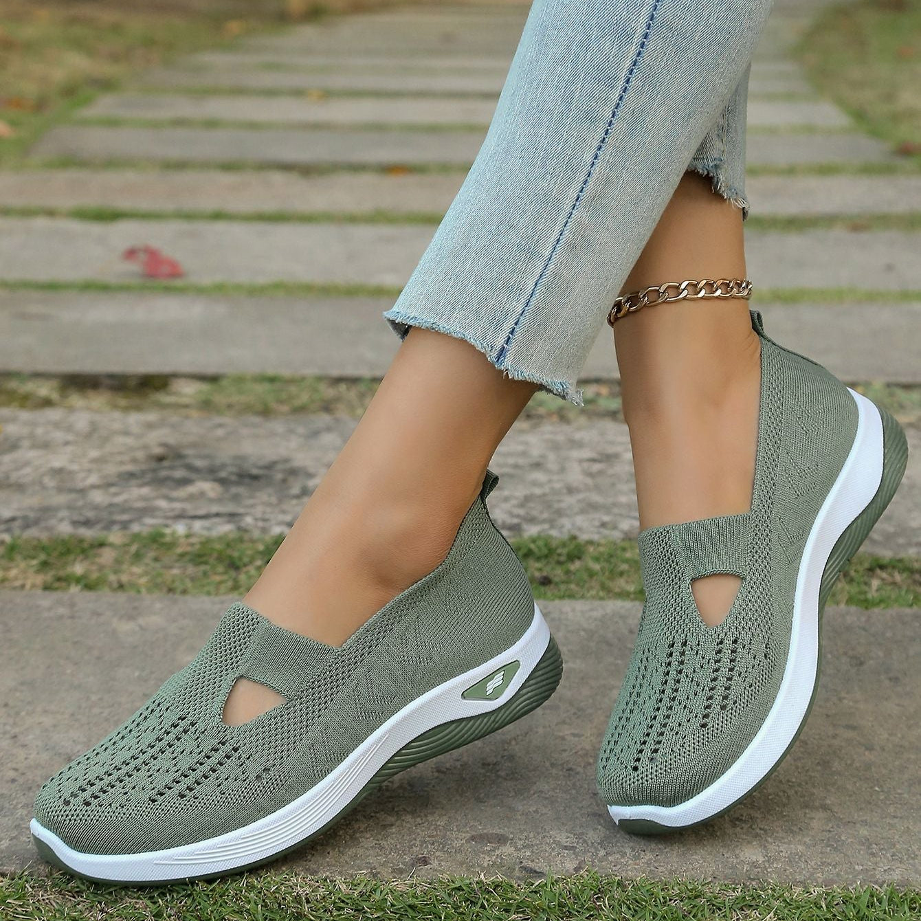 COESSES - El calzado de verano para una ligereza que puedes sentir.