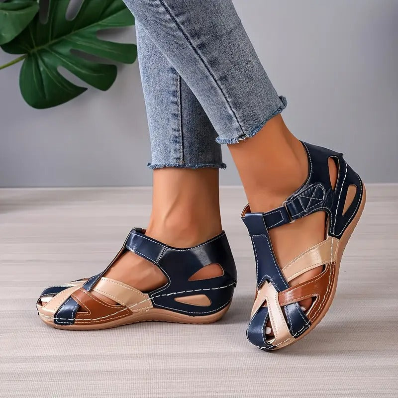【⏰¡60% de descuento hoy! ¡No te lo pierdas!】Nuevas sandalias de cuero cómodas 2026✅ Diseño de punta ancha + ajuste de velcro + suela resistente antideslizante + 🔴Soporte de arco multipunto